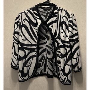 Ming Wang Women’s Cardigan Black And White Size Petite Small‎ With Chain Accent.
